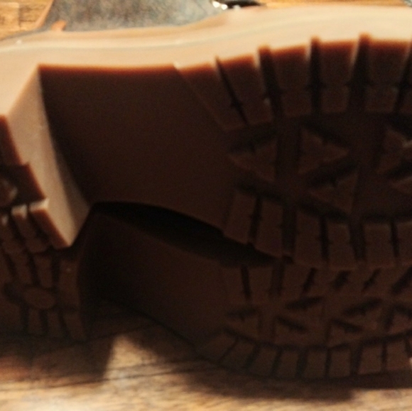 Michael Kors MK boots - Picture 7 of 8